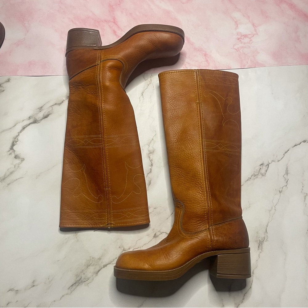 Size 6 cowboy boots
